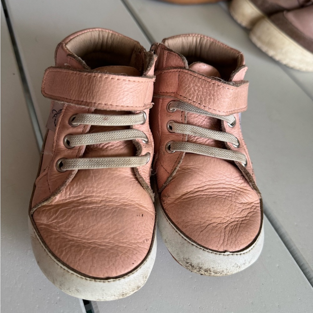 Little Love Bug Company Pink High Tops size 9